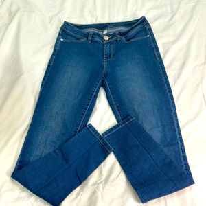 LC Lauren Conrad legging, size 6